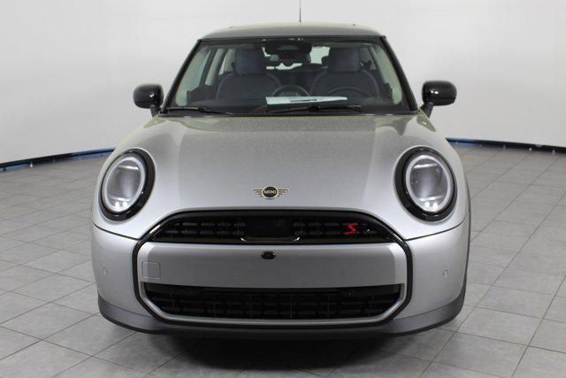 new 2025 MINI Hardtop car, priced at $37,810