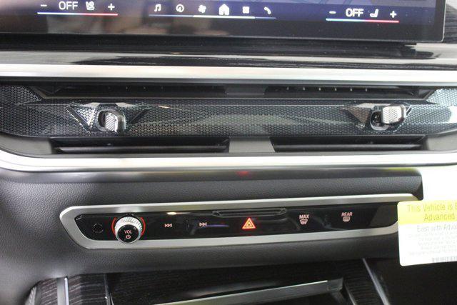 new 2025 BMW X7 car, priced at $96,035