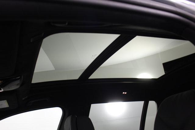 new 2025 BMW X7 car, priced at $97,210