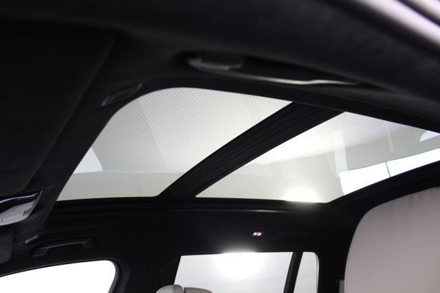 new 2026 BMW X7 car, priced at $102,835