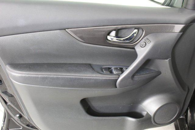 used 2019 Nissan Rogue car, priced at $13,997