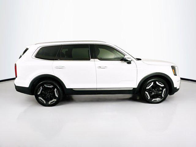 used 2023 Kia Telluride car, priced at $35,396