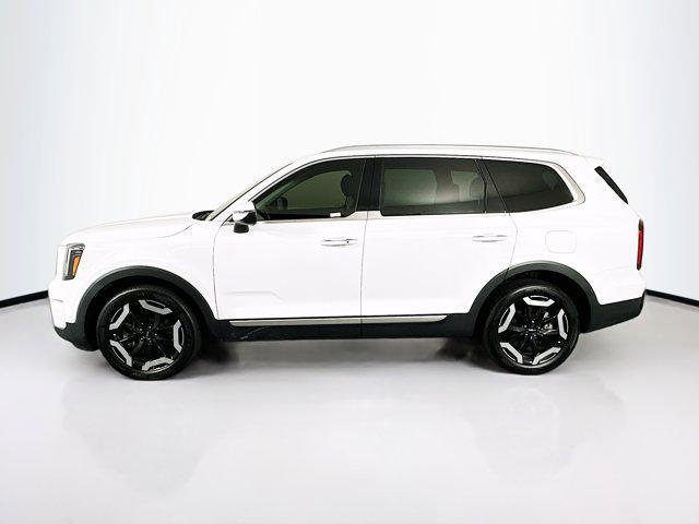 used 2023 Kia Telluride car, priced at $35,396