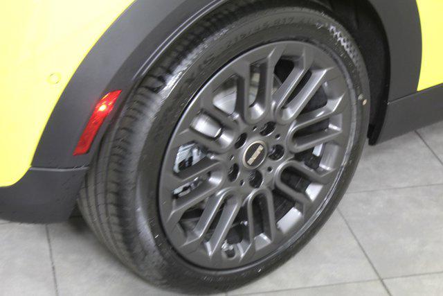 new 2025 MINI Hardtop car, priced at $38,025