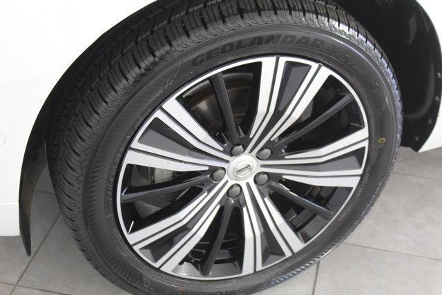 used 2022 Volvo XC60 car, priced at $27,897