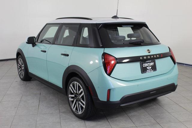 new 2025 MINI Hardtop car, priced at $38,630