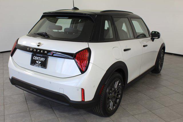 new 2025 MINI Hardtop car, priced at $38,210
