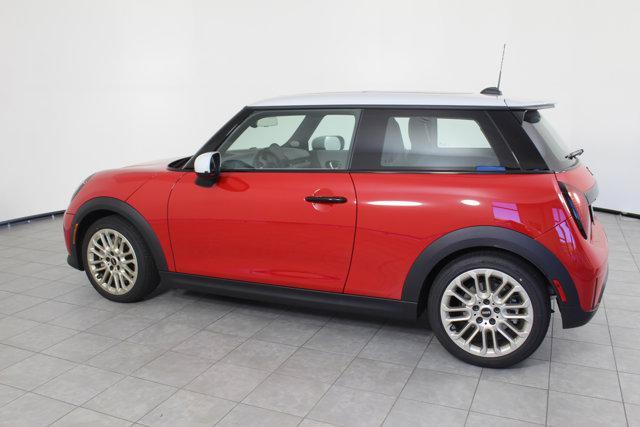 new 2025 MINI Hardtop car, priced at $35,595