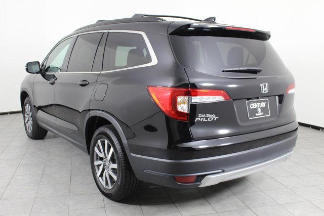 used 2022 Honda Pilot car, priced at $27,397