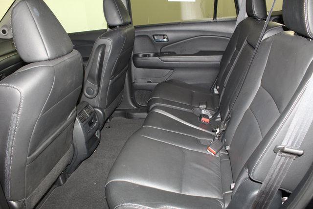 used 2022 Honda Pilot car, priced at $27,397