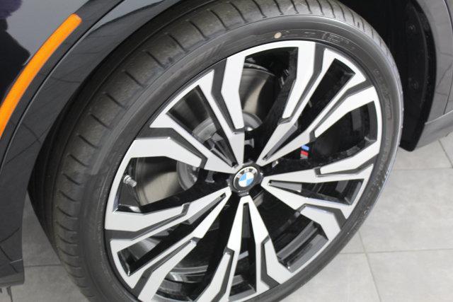 new 2026 BMW X7 car, priced at $101,715