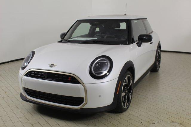 new 2025 MINI Hardtop car, priced at $35,595