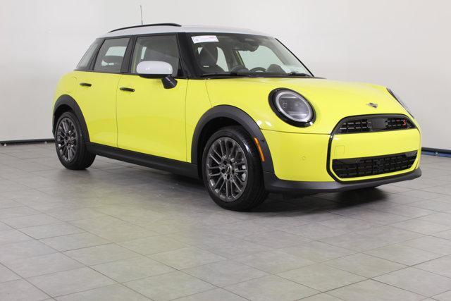 new 2025 MINI Hardtop car, priced at $38,045