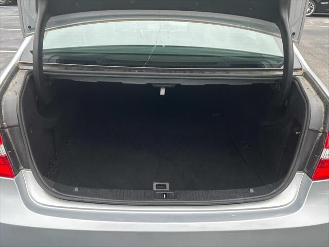 used 2010 Mercedes-Benz E-Class car, priced at $10,995