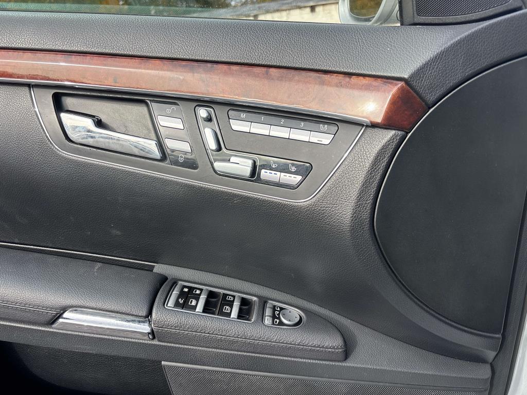 used 2009 Mercedes-Benz S-Class car, priced at $14,888