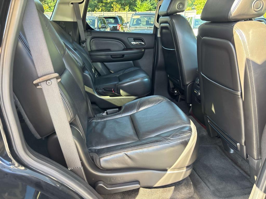 used 2008 Cadillac Escalade car, priced at $10,995