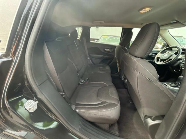 used 2016 Jeep Cherokee car, priced at $12,995