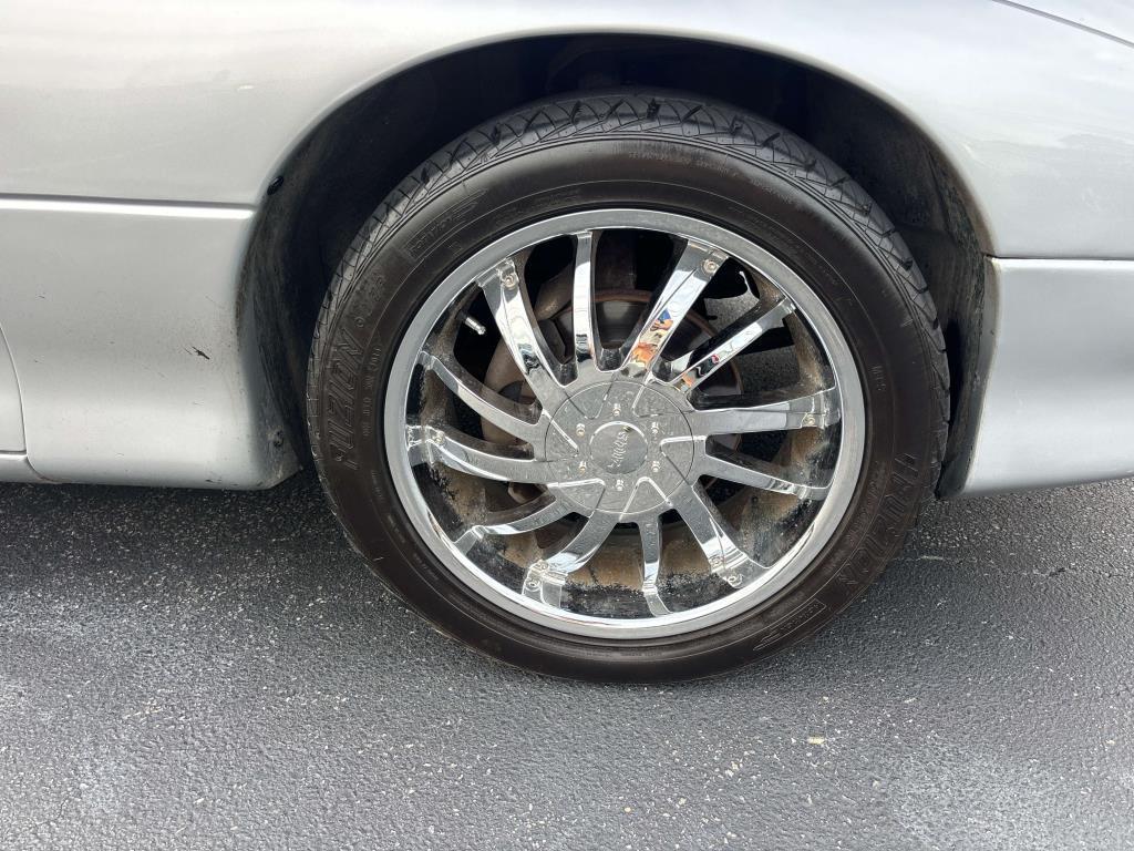 used 1993 Chevrolet Camaro car, priced at $8,995