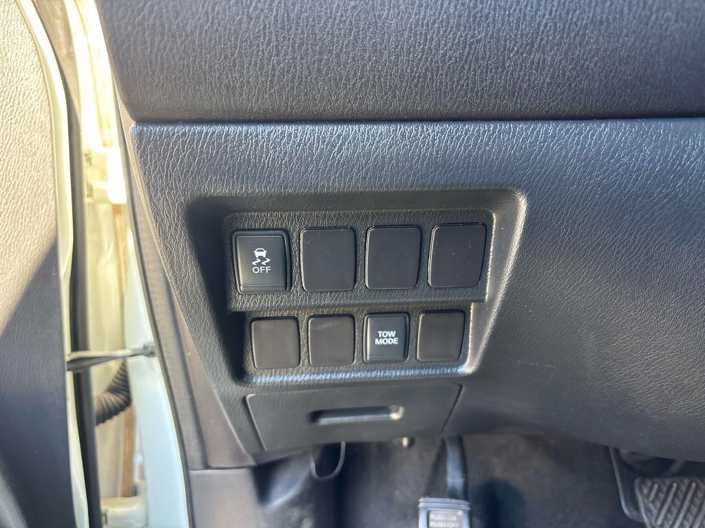 used 2015 Nissan Pathfinder car, priced at $10,995