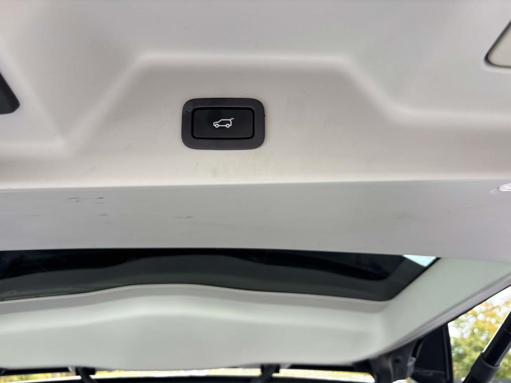 used 2015 Land Rover Range Rover car, priced at $22,990