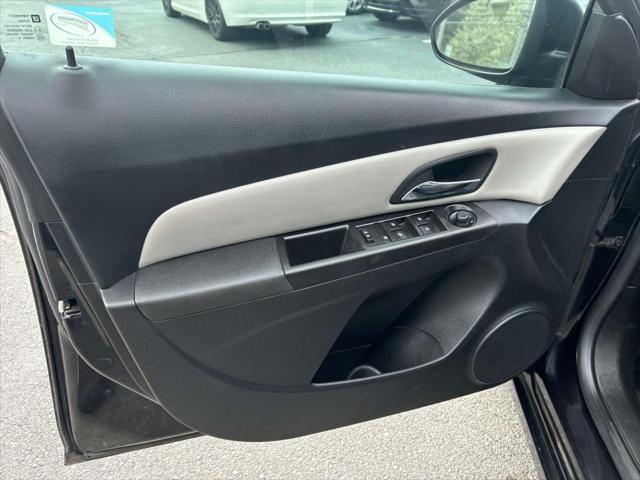 used 2016 Chevrolet Cruze Limited car, priced at $9,995