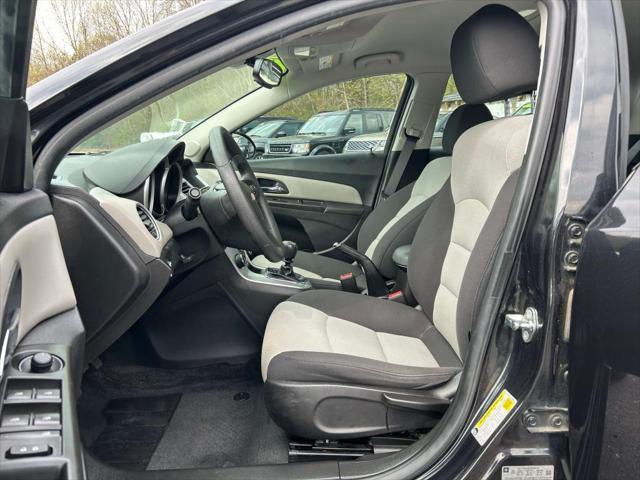 used 2016 Chevrolet Cruze Limited car, priced at $9,995