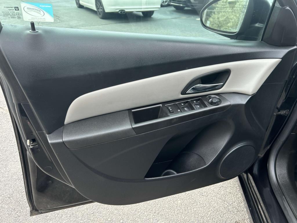 used 2016 Chevrolet Cruze Limited car, priced at $7,888