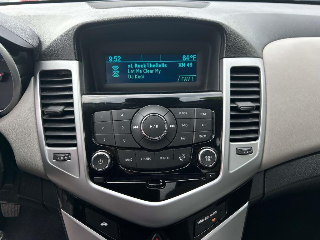 used 2016 Chevrolet Cruze Limited car, priced at $7,888