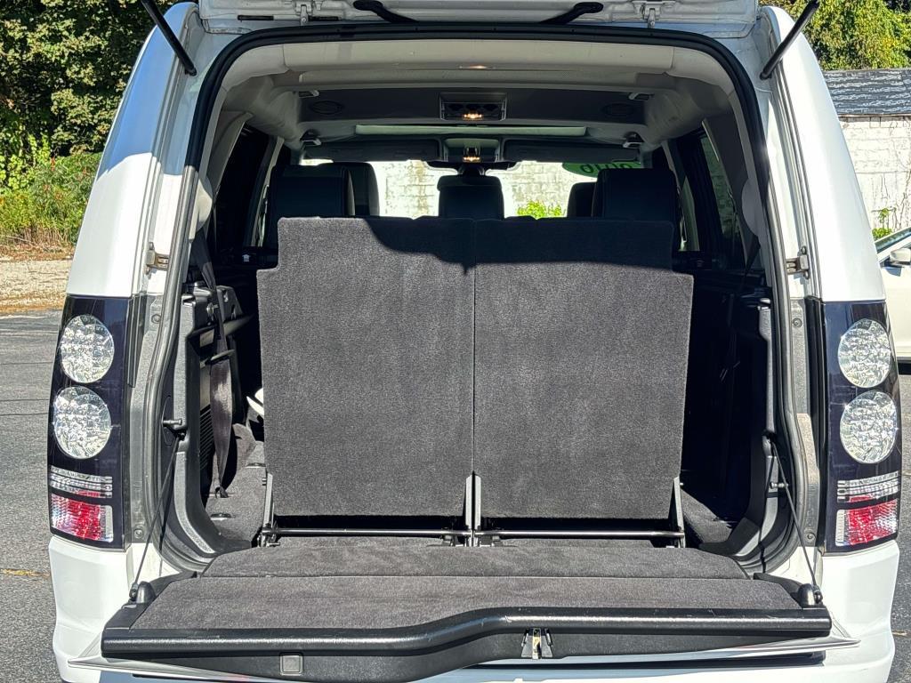 used 2016 Land Rover LR4 car, priced at $18,995