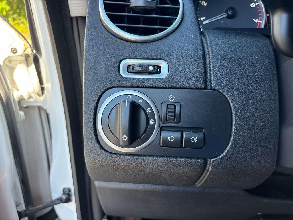 used 2016 Land Rover LR4 car, priced at $18,995