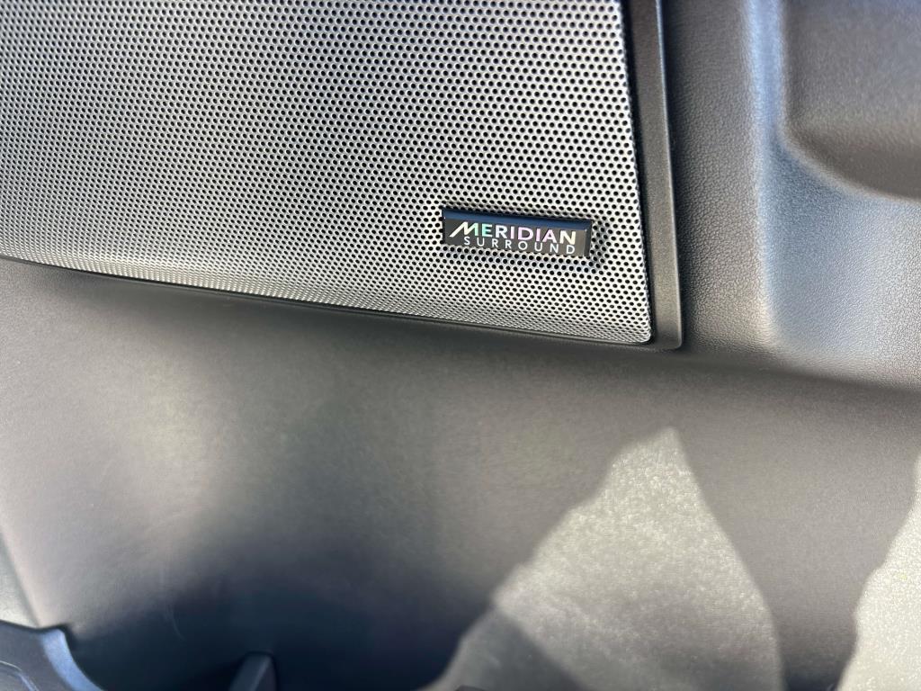 used 2016 Land Rover LR4 car, priced at $18,995