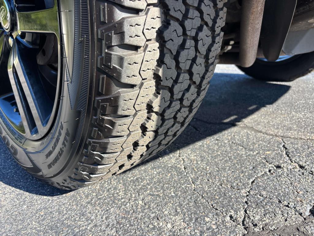 used 2016 Land Rover LR4 car, priced at $18,995