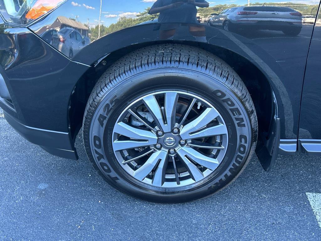 used 2019 Nissan Pathfinder car, priced at $15,850