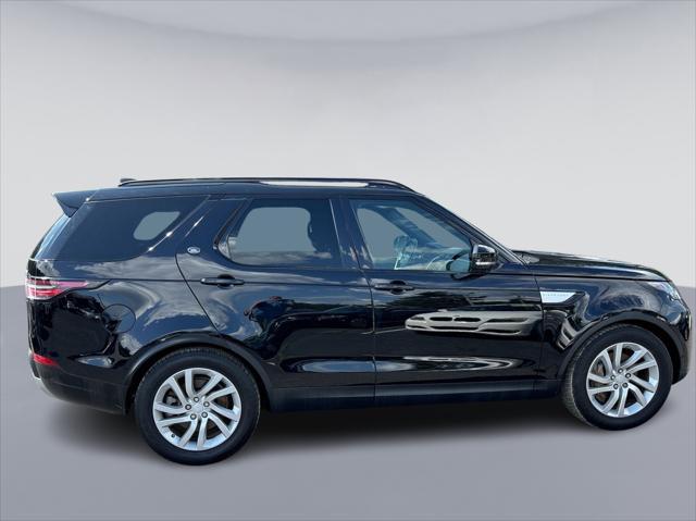 used 2018 Land Rover Discovery car, priced at $24,595