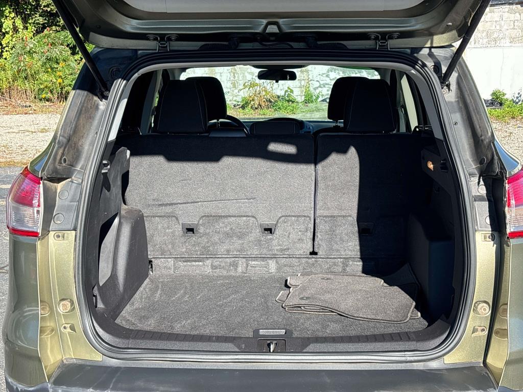 used 2013 Ford Escape car, priced at $10,995