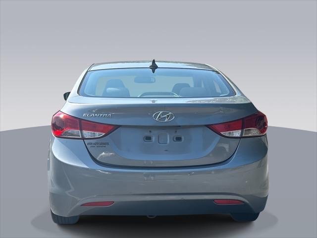 used 2013 Hyundai Elantra car