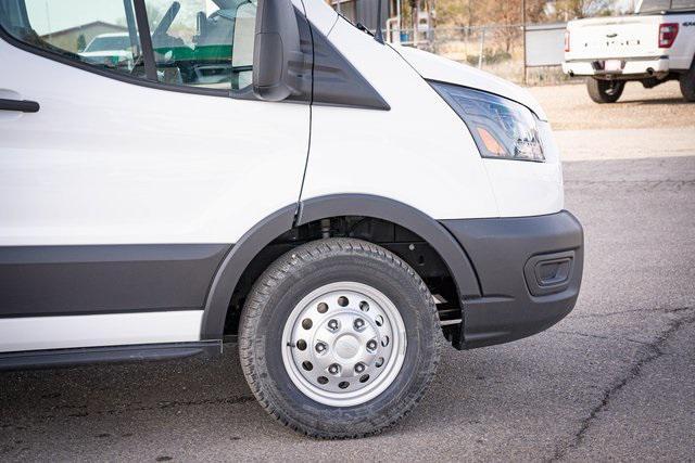 new 2025 Ford Transit-250 car