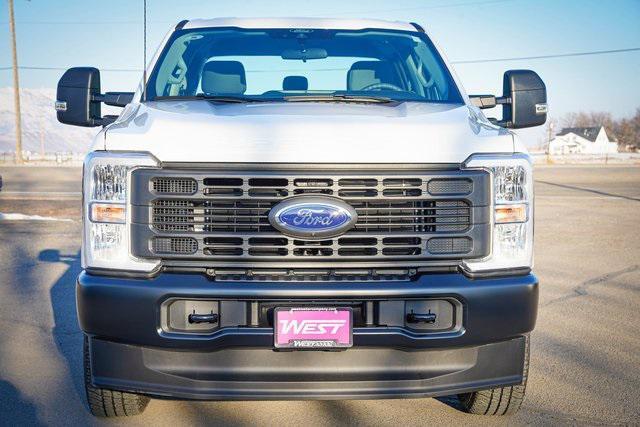 new 2025 Ford F-350 car