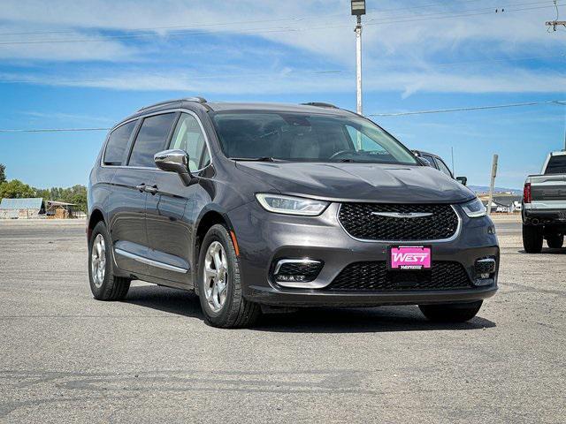 used 2021 Chrysler Pacifica car, priced at $30,156