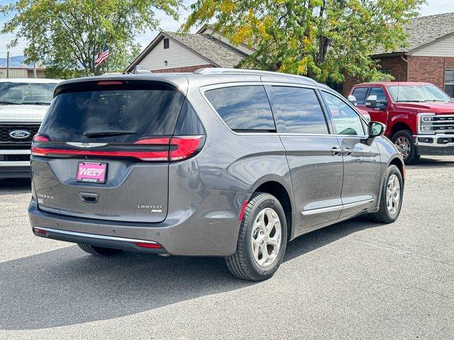 used 2021 Chrysler Pacifica car, priced at $30,156