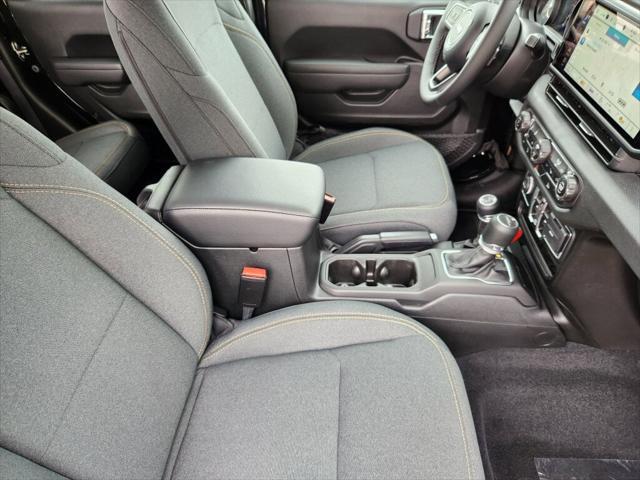 new 2025 Jeep Gladiator car, priced at $45,707