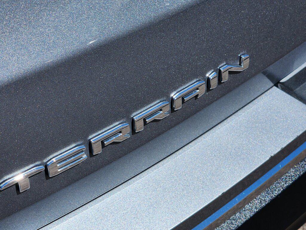 used 2024 GMC Terrain car, priced at $26,500