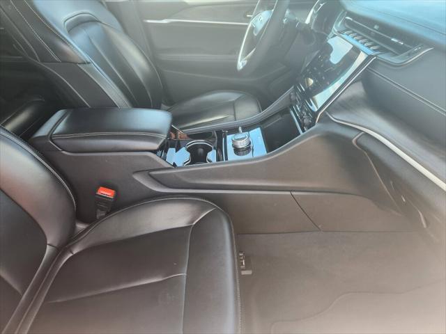 used 2023 Jeep Grand Cherokee car, priced at $34,500