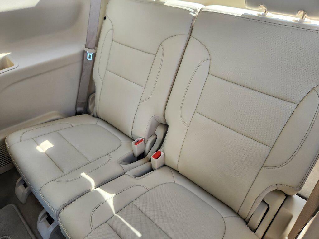 used 2023 GMC Acadia car, priced at $39,999