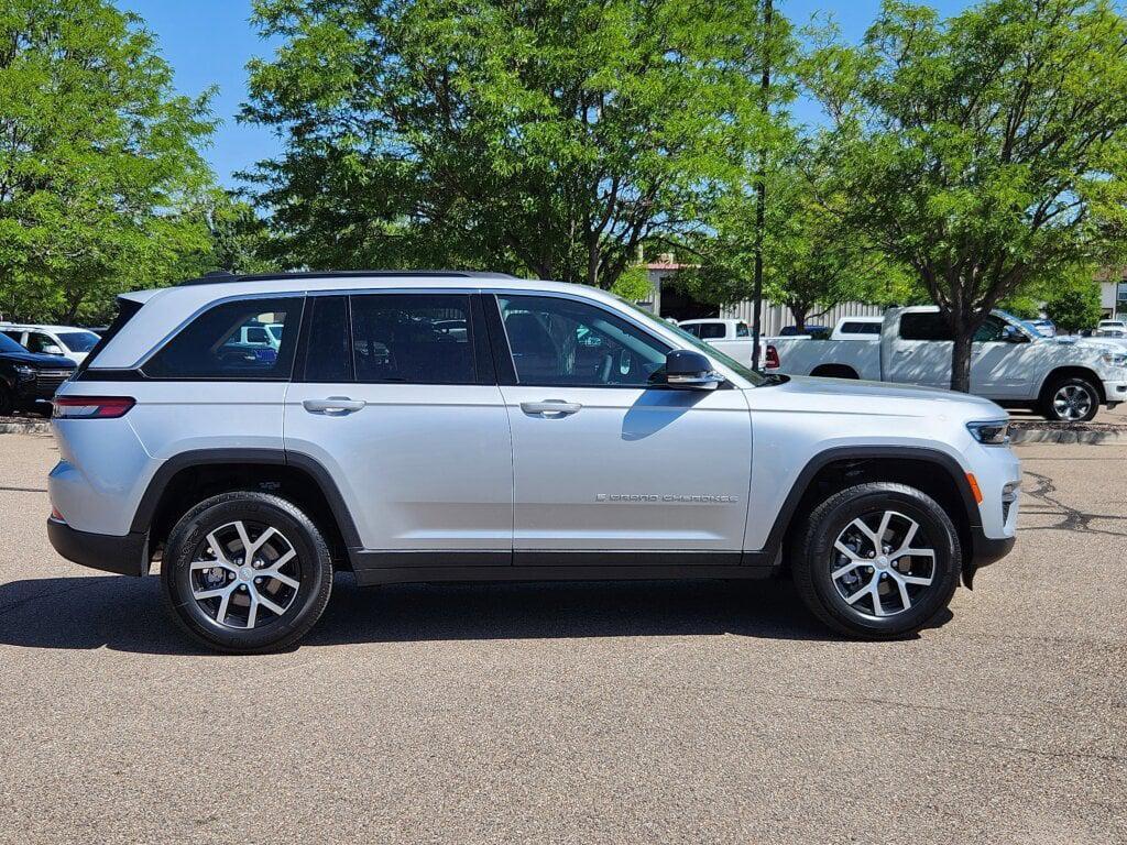 new 2025 Jeep Grand Cherokee car, priced at $46,353
