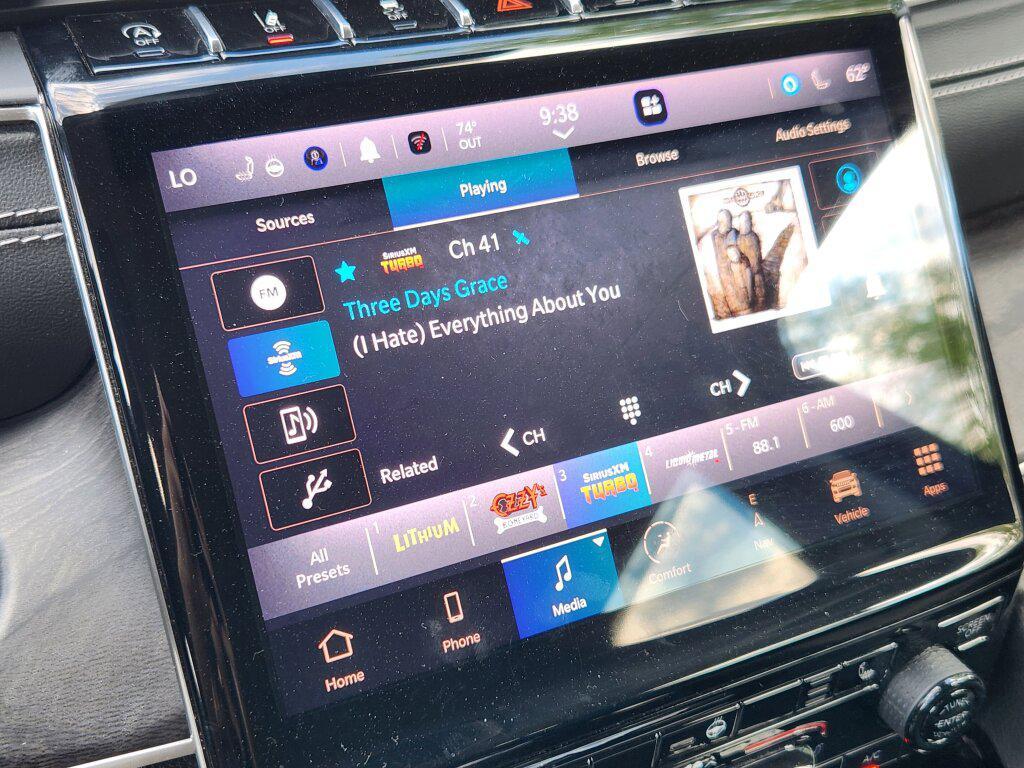 used 2023 Jeep Grand Cherokee car, priced at $31,000