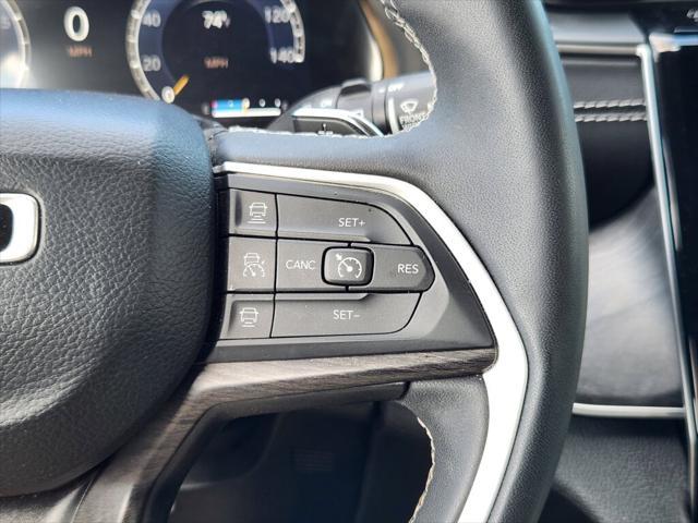 used 2023 Jeep Grand Cherokee car, priced at $33,999