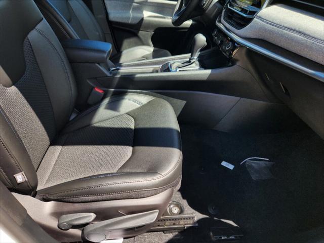 new 2025 Jeep Compass car, priced at $28,800