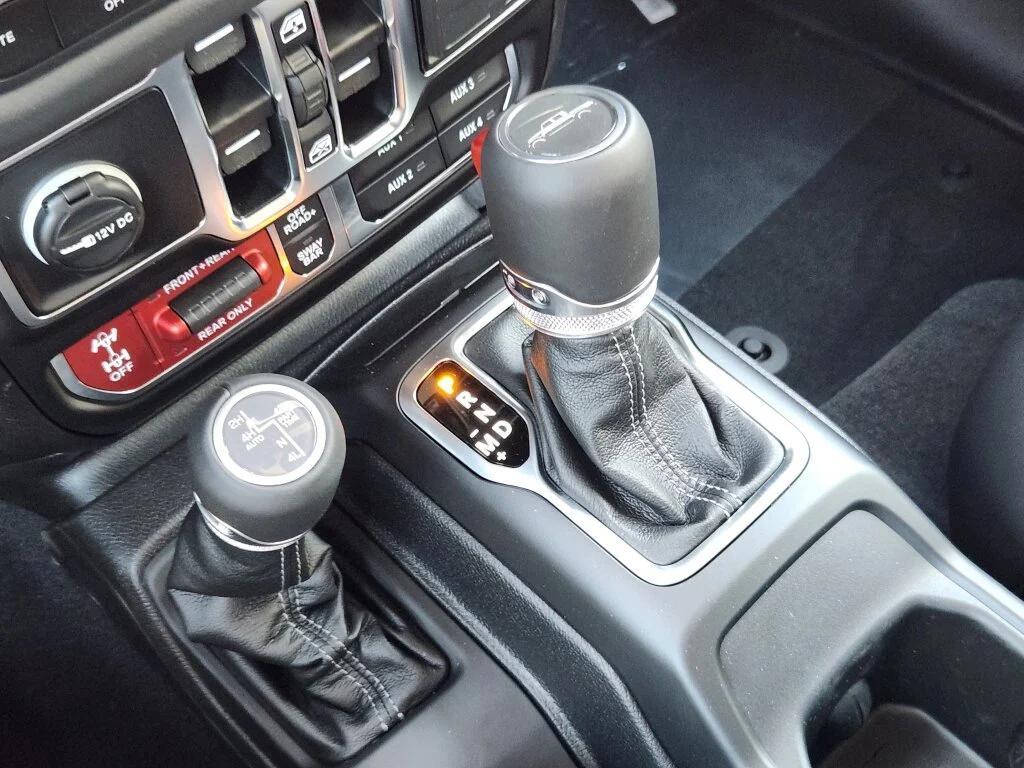 new 2025 Jeep Gladiator car, priced at $56,845