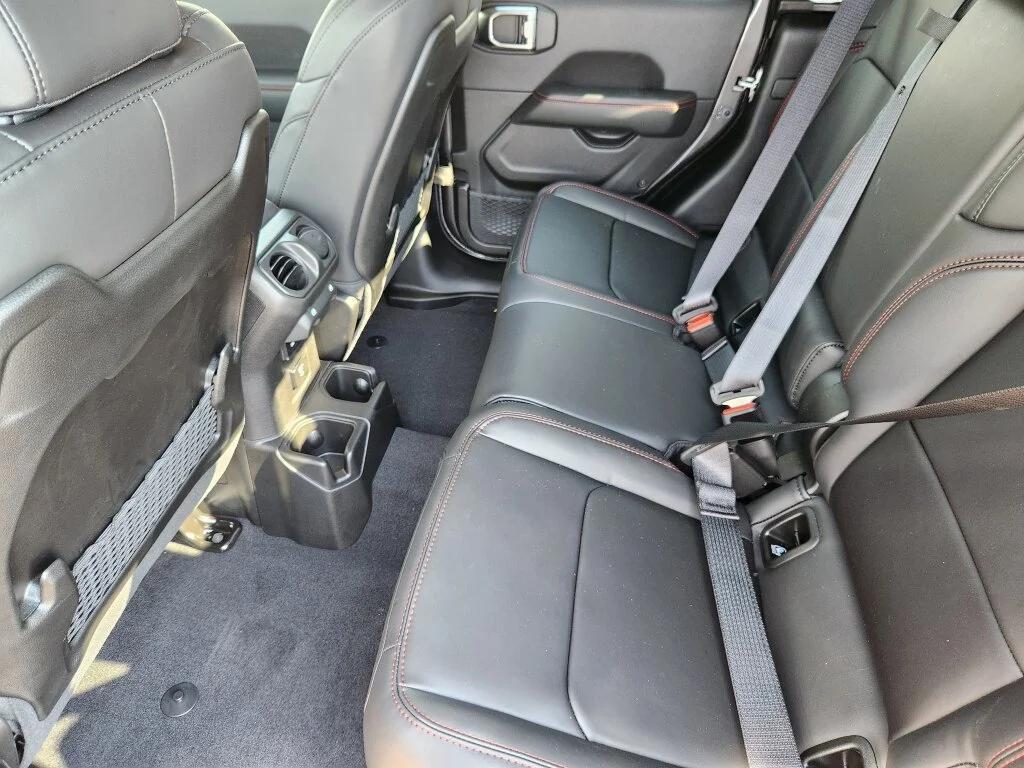 new 2025 Jeep Gladiator car, priced at $56,845